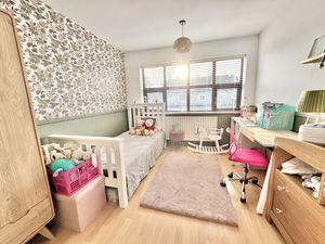 Photo 33- click for photo gallery